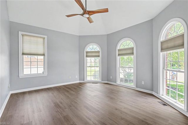 520 Youngstown CT, Chesapeake, VA 23322