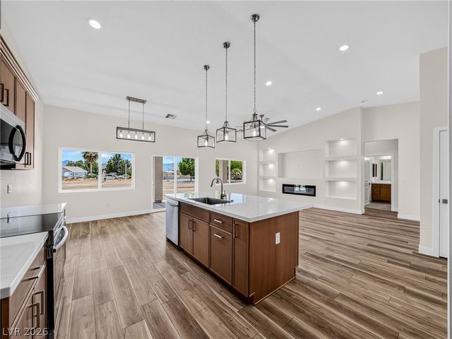 1700 Escuela Avenue, Pahrump, NV 89048