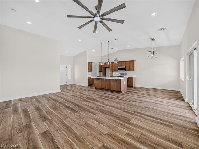 1700 Escuela Avenue, Pahrump, NV 89048