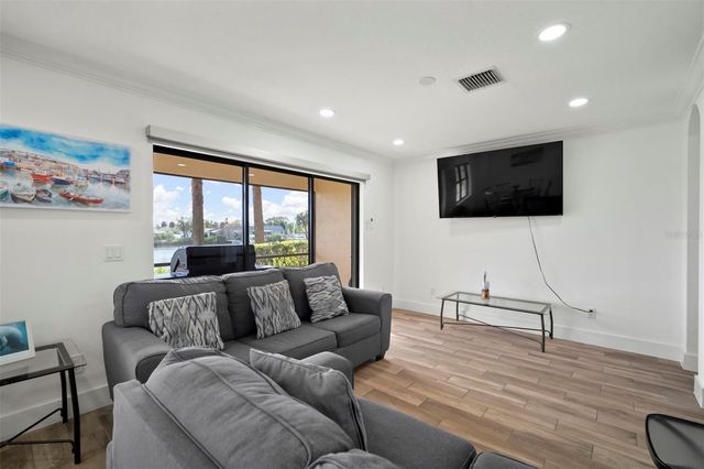 634 YARDARM DRIVE, Apollo Beach, FL 33572