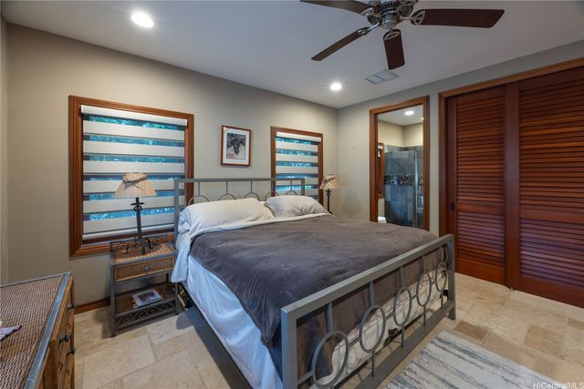365 Portlock Road, Honolulu, HI 96825