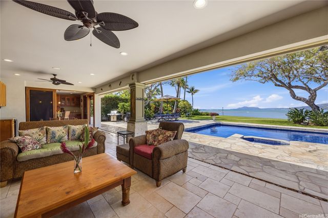 365 Portlock Road, Honolulu, HI 96825