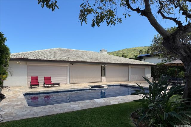 365 Portlock Road, Honolulu, HI 96825