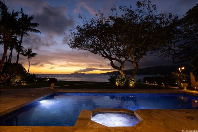 365 Portlock Road, Honolulu, HI 96825