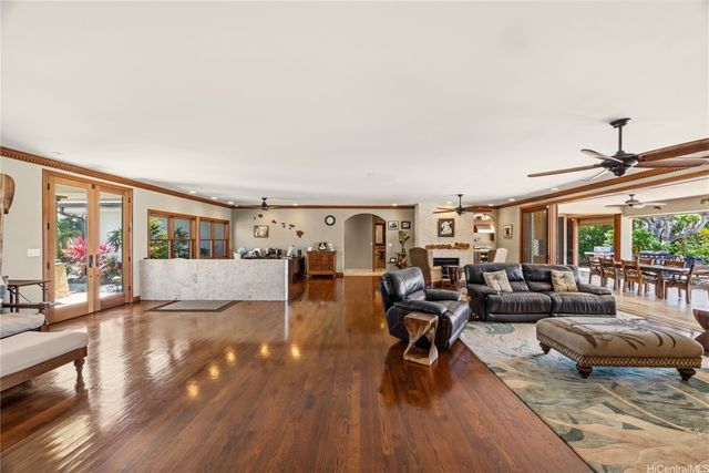 365 Portlock Road, Honolulu, HI 96825