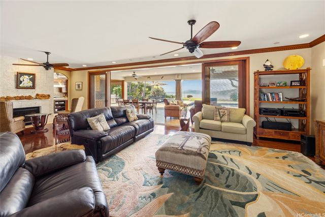 365 Portlock Road, Honolulu, HI 96825