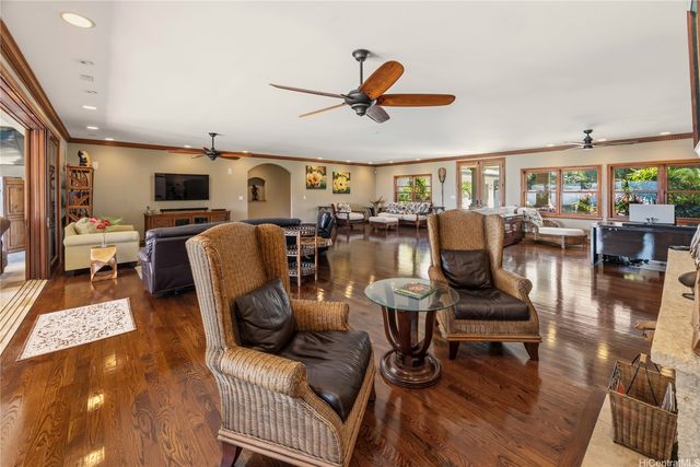 365 Portlock Road, Honolulu, HI 96825