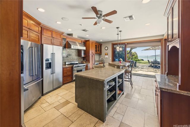 365 Portlock Road, Honolulu, HI 96825