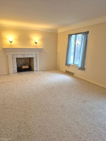 830 Harcourt Road, Grosse Pointe Park, MI 48230