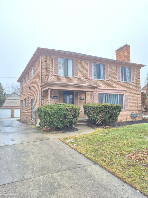 830 Harcourt Road, Grosse Pointe Park, MI 48230