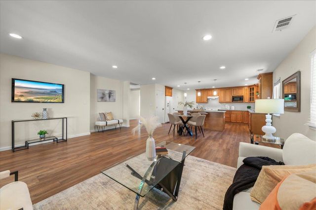 408 Casa Loma Court, San Jose, CA 95129
