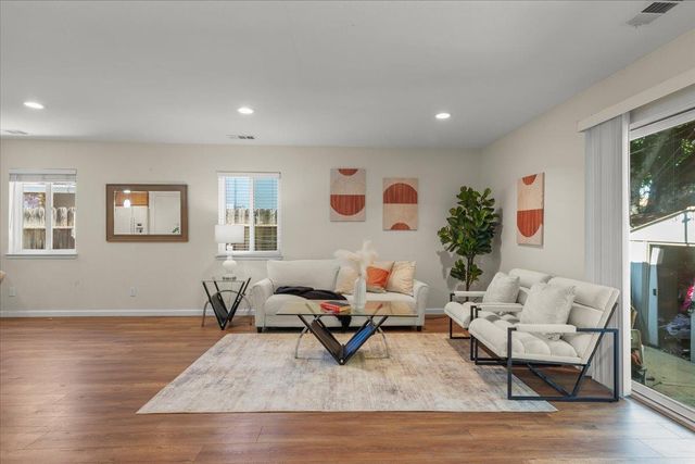 408 Casa Loma Court, San Jose, CA 95129