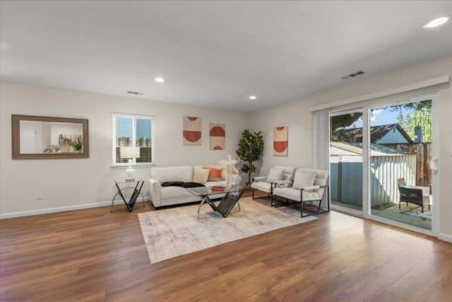 408 Casa Loma Court, San Jose, CA 95129