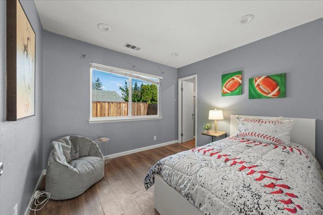 408 Casa Loma Court, San Jose, CA 95129