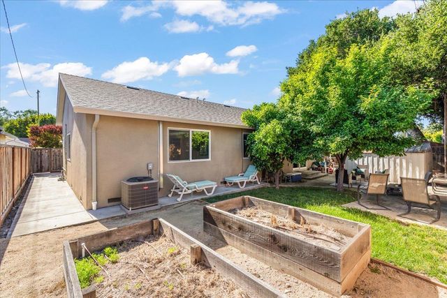 408 Casa Loma Court, San Jose, CA 95129