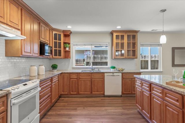 408 Casa Loma Court, San Jose, CA 95129