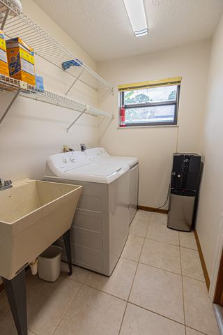 537 NW Sagamore Terrace, Port St. Lucie, Port St Lucie, FL 34983