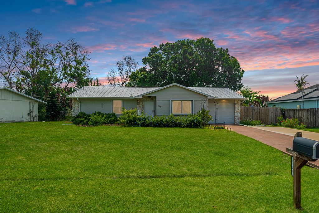 537 NW Sagamore Terrace, Port St. Lucie, Port St Lucie, FL 34983
