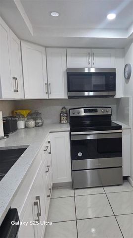 7396 NW 18th St 104, Margate, FL 33063