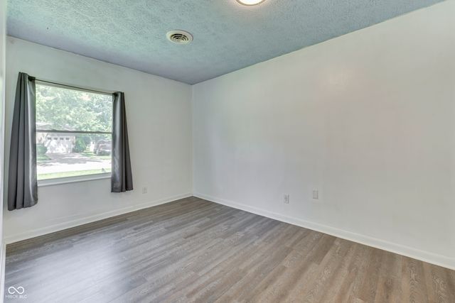 610 Holiday Drive, Fortville, IN 46040