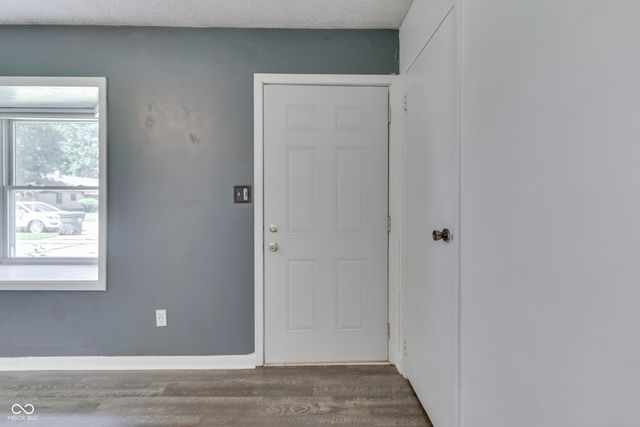 610 Holiday Drive, Fortville, IN 46040