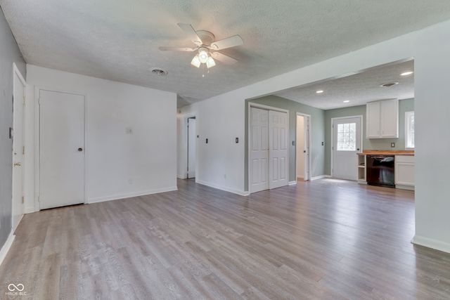 610 Holiday Drive, Fortville, IN 46040