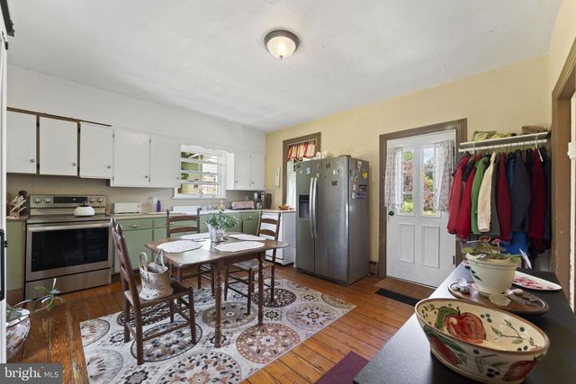 9039 EASTON RD, Ottsville, PA 18942