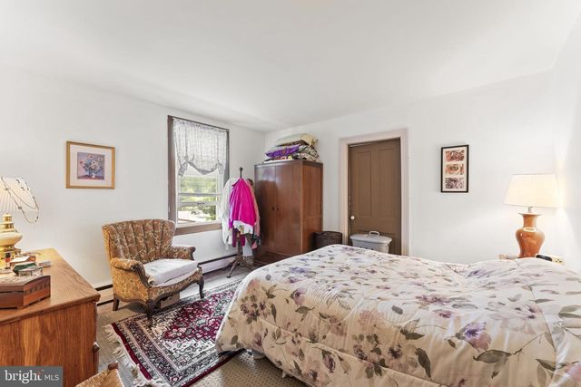 9039 EASTON RD, Ottsville, PA 18942