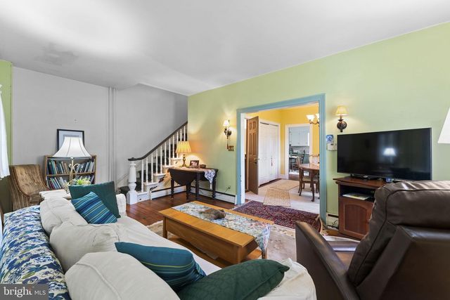 9039 EASTON RD, Ottsville, PA 18942