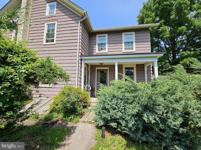 9039 EASTON RD, Ottsville, PA 18942
