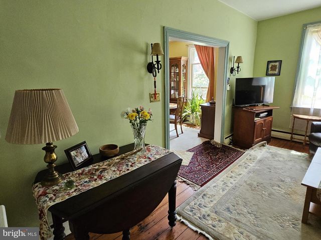 9039 EASTON RD, Ottsville, PA 18942