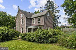9039 EASTON RD, Ottsville, PA 18942