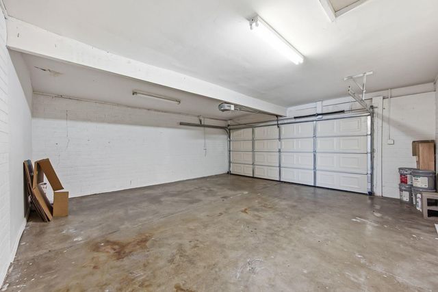 2421 W Anderson Avenue, Phoenix, AZ 85023