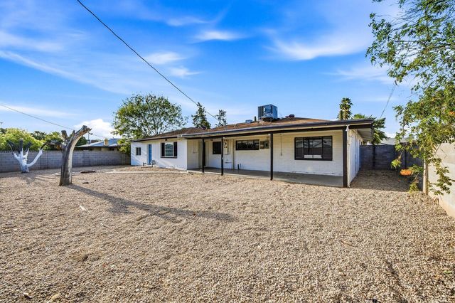 2421 W Anderson Avenue, Phoenix, AZ 85023