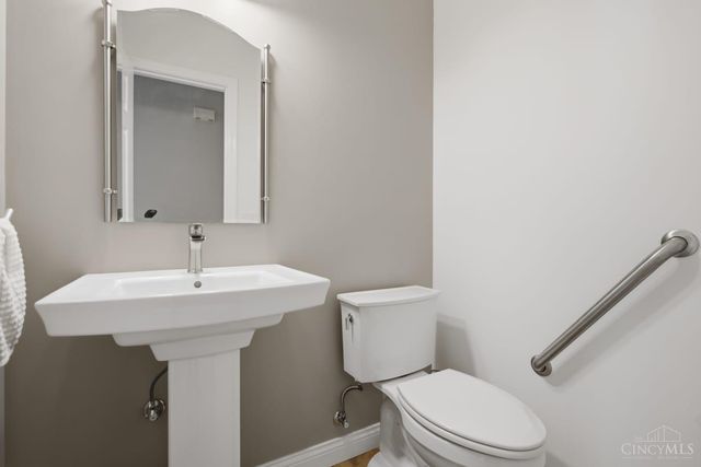 1660 Foxwood Trail, Miami Twp, OH 45140