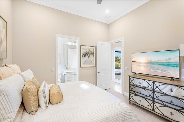 8232 SUMMER NIGHT ROAD, Sarasota, FL 34241