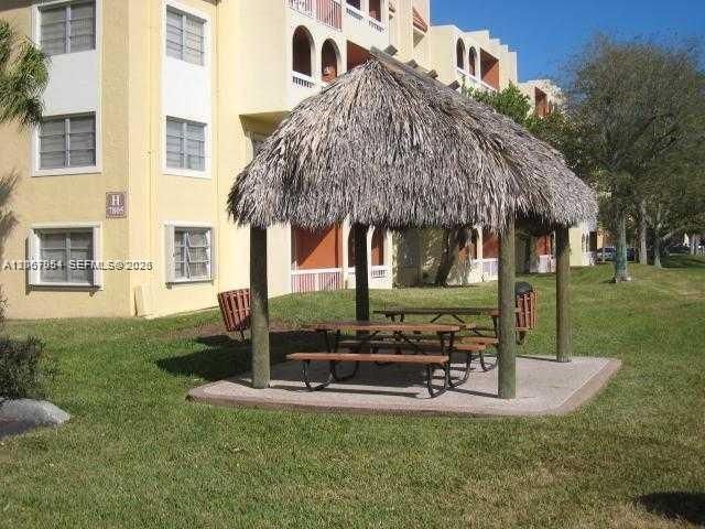 7703 Camino Real A106, Miami, FL 33143