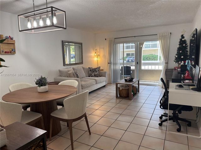 7703 Camino Real A106, Miami, FL 33143