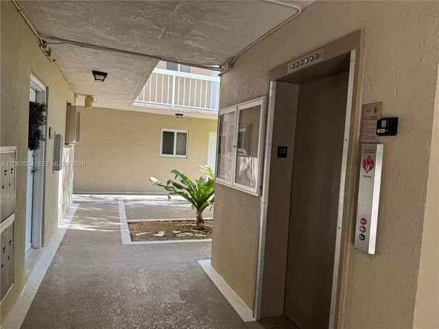 7703 Camino Real A106, Miami, FL 33143