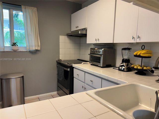 7703 Camino Real A106, Miami, FL 33143