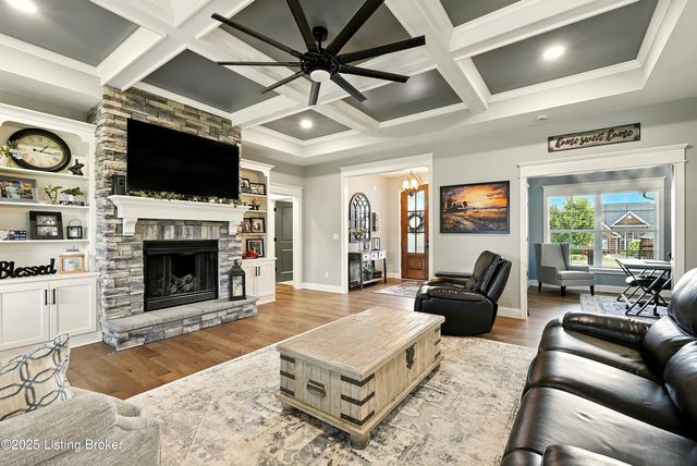 132 Laurel Dr, Bardstown, KY 40004