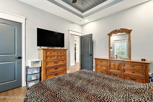 132 Laurel Dr, Bardstown, KY 40004
