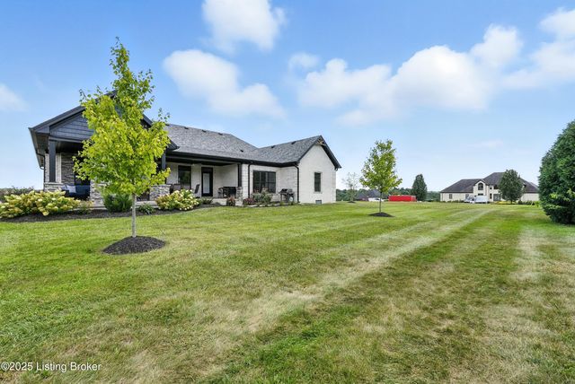 132 Laurel Dr, Bardstown, KY 40004