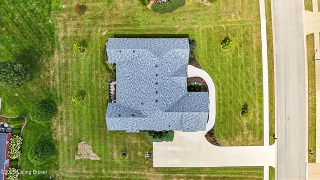132 Laurel Dr, Bardstown, KY 40004