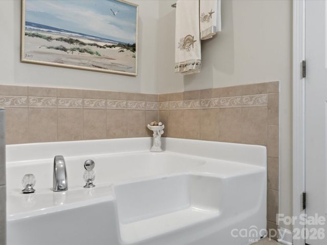 3208 Park South Station Boulevard, Charlotte, NC 28210