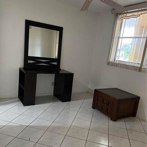 5750 NW 64th Avenue, Tamarac, FL 33319