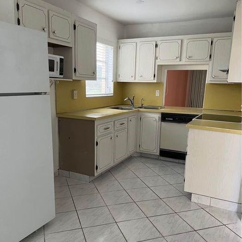 5750 NW 64th Avenue, Tamarac, FL 33319