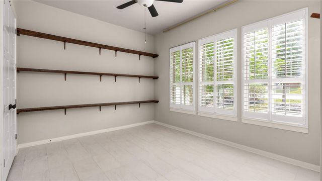 595 Dayridge DR, Dripping Springs, TX 78620