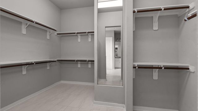 595 Dayridge DR, Dripping Springs, TX 78620