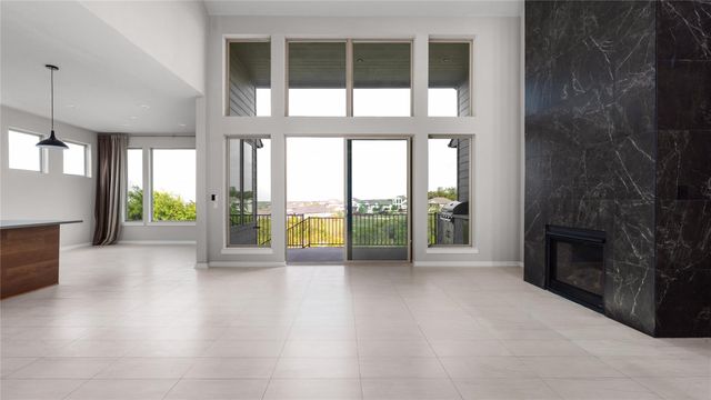 595 Dayridge DR, Dripping Springs, TX 78620